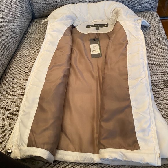 Kenneth Cole Reaction Quilted Down Vest - Picture 4 of 6